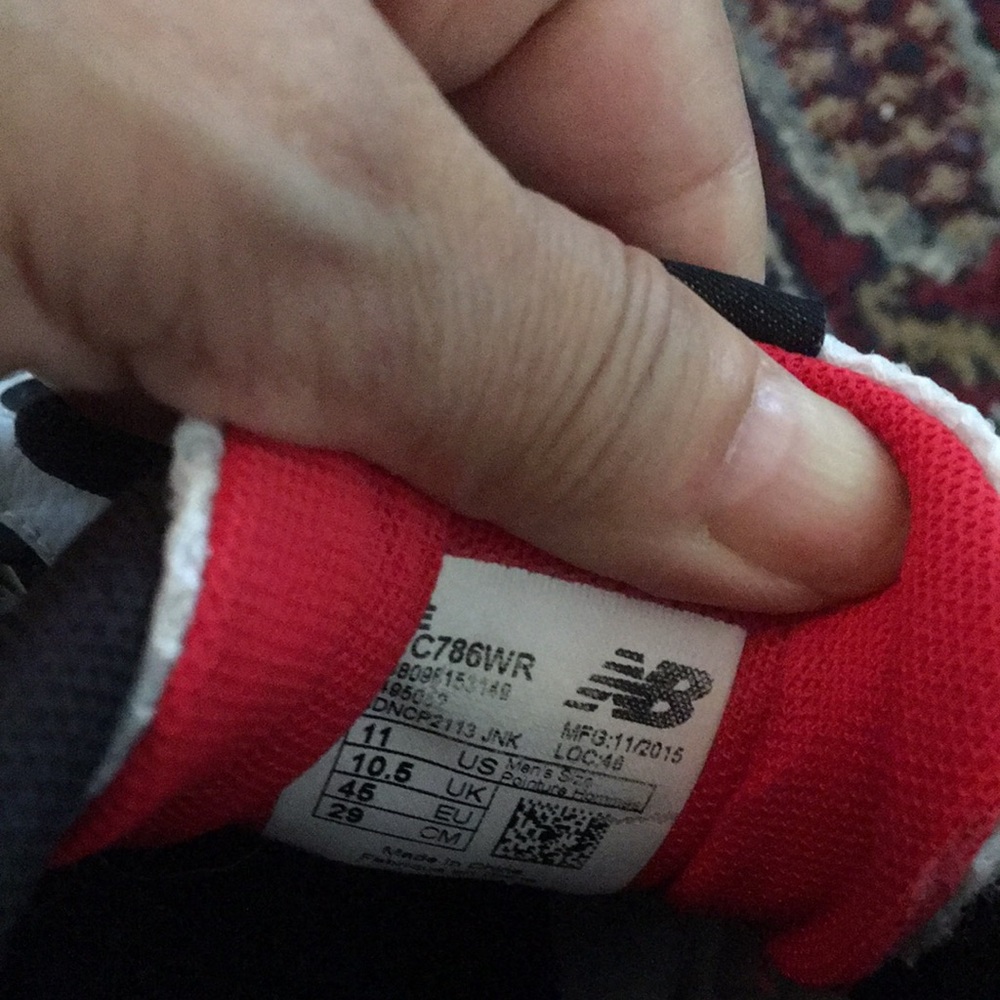 New Balance Tennis shoe 👟 - Picture 3 of 4